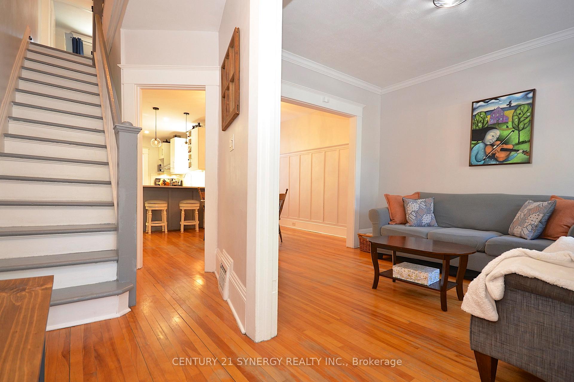 Photo 2 of 47 Roslyn Avenue, Ottawa, Old Ottawa South — HOMEH