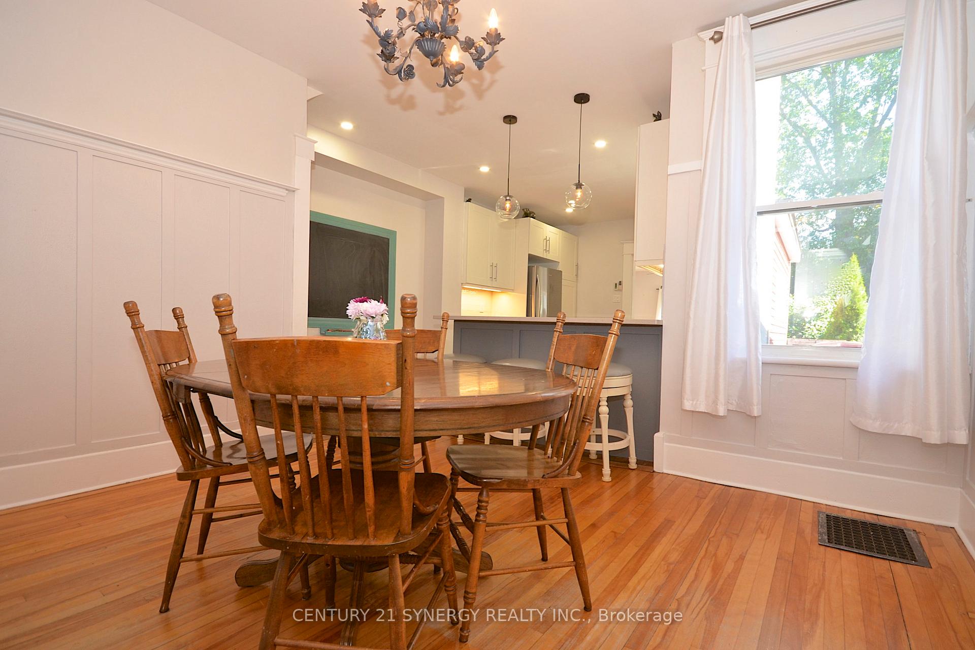 Photo 12 of 47 Roslyn Avenue, Ottawa, Old Ottawa South — HOMEH