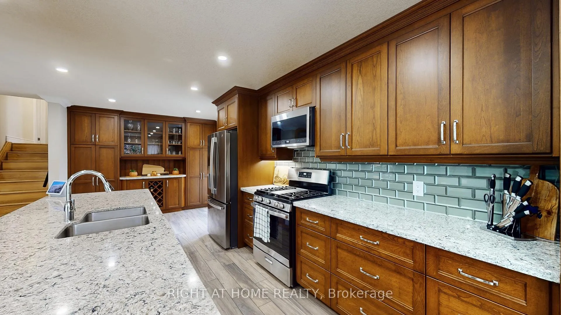 Photo 10 of 5 Glendale Avenue, Essa, Thornton — HOMEH