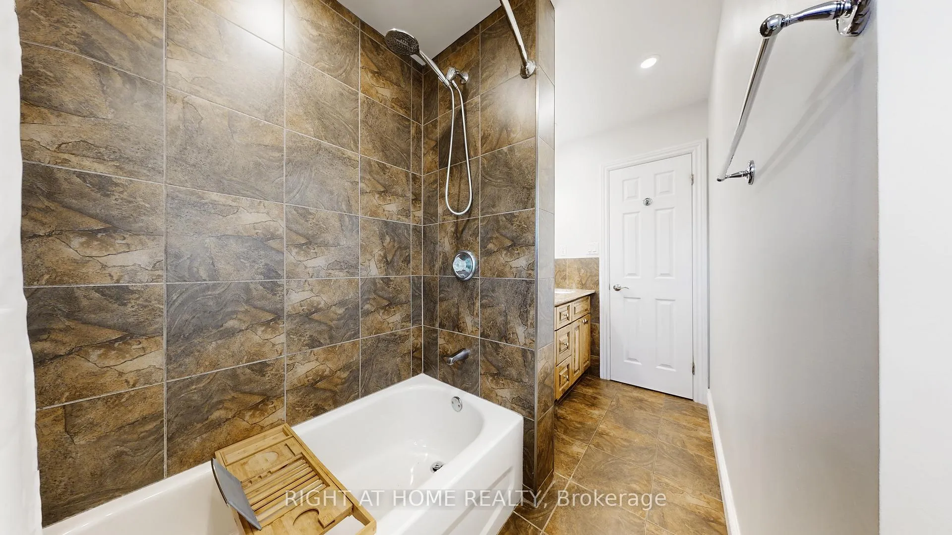 Photo 30 of 5 Glendale Avenue, Essa, Thornton — HOMEH