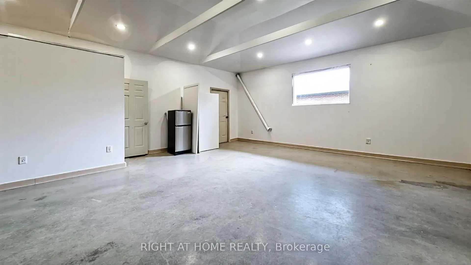 Photo 37 of 5 Glendale Avenue, Essa, Thornton — HOMEH