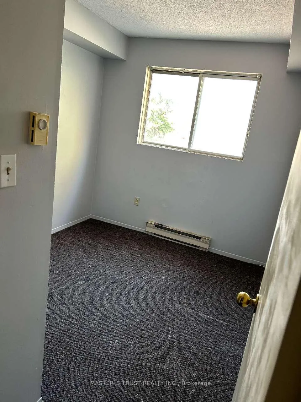Photo 2 of Unit 201, 837 Simcoe Street S, Oshawa, Lakeview — HOMEH