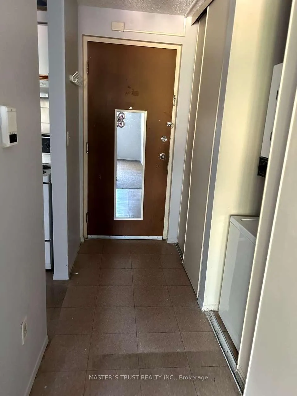 Photo 5 of Unit 201, 837 Simcoe Street S, Oshawa, Lakeview — HOMEH