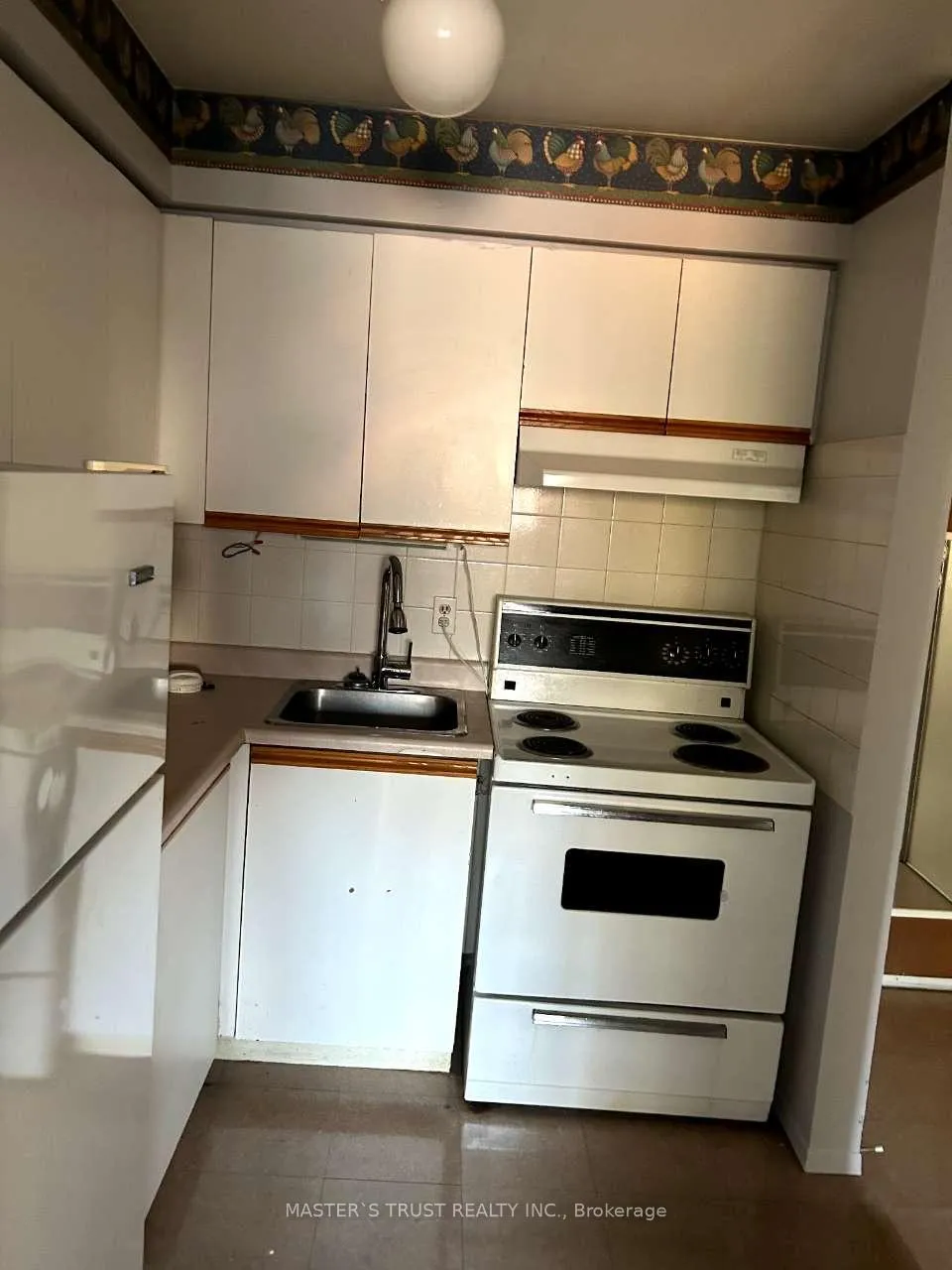 Photo 7 of Unit 201, 837 Simcoe Street S, Oshawa, Lakeview — HOMEH