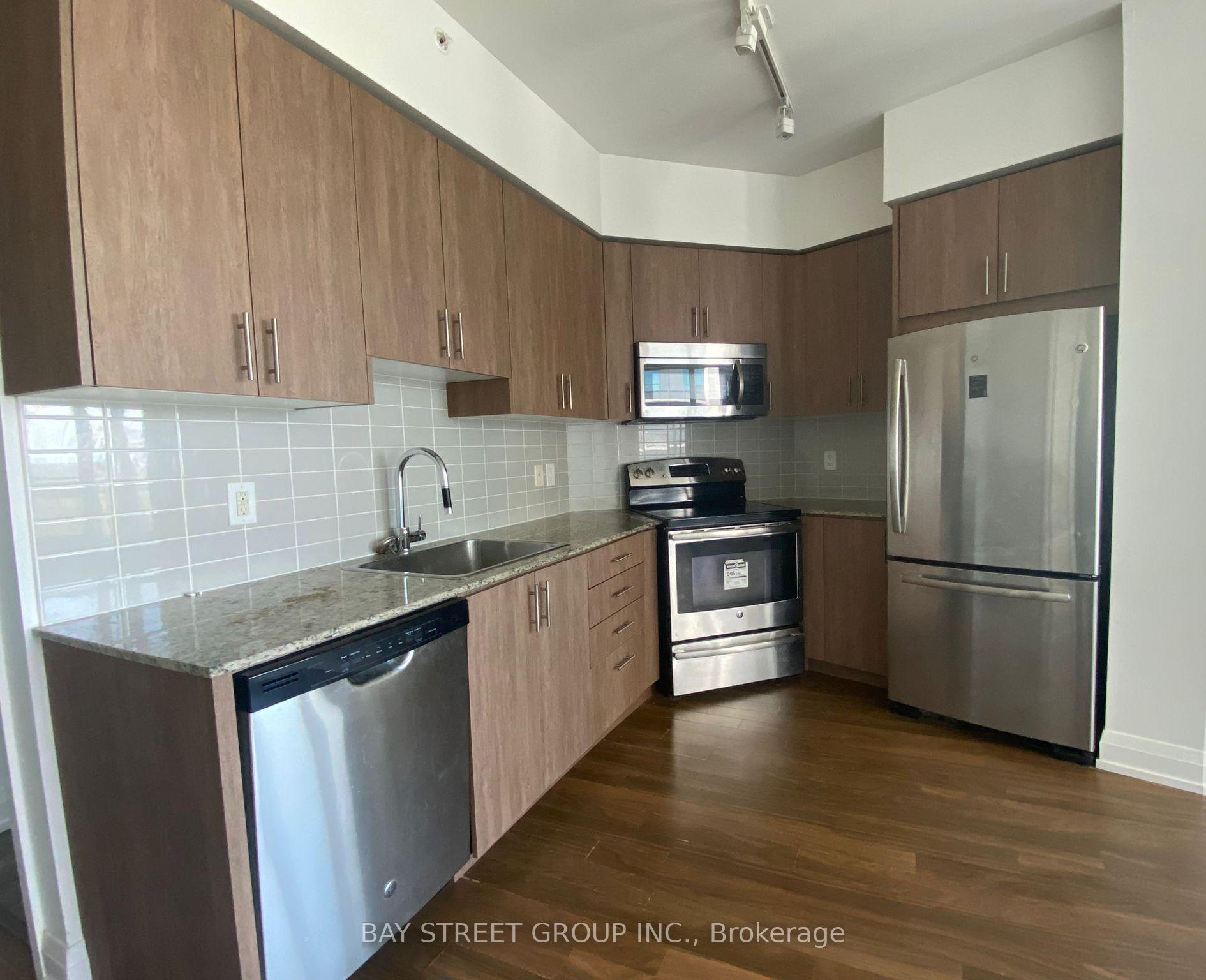 Photo 3 of Unit 2132, 7161 Yonge Street, Markham, Grandview — HOMEH