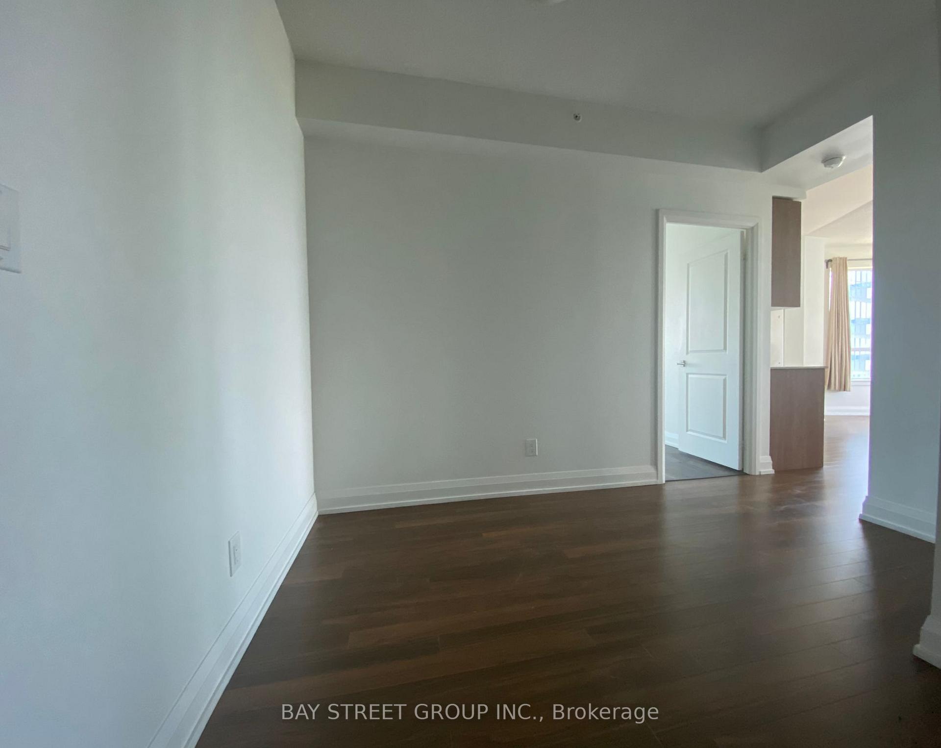 Photo 6 of Unit 2132, 7161 Yonge Street, Markham, Grandview — HOMEH