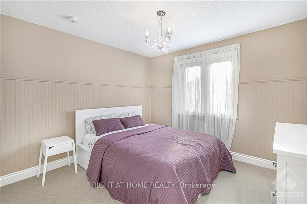 Photo 17 of 119 Whitestone Drive, Ottawa, Central Park — HOMEH