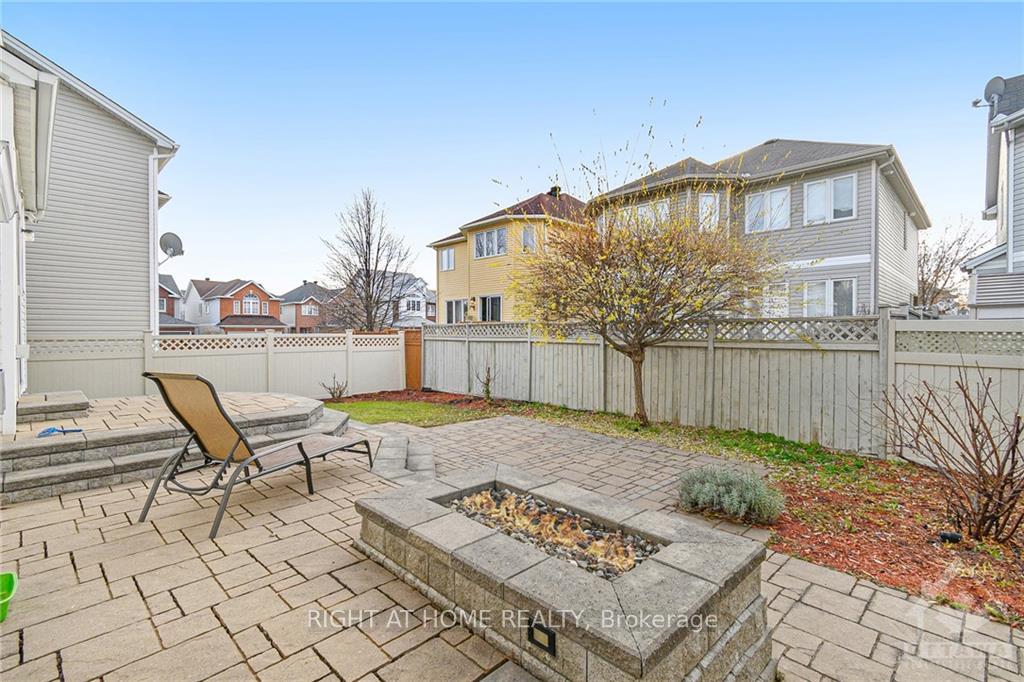 Photo 24 of 119 Whitestone Drive, Ottawa, Central Park — HOMEH