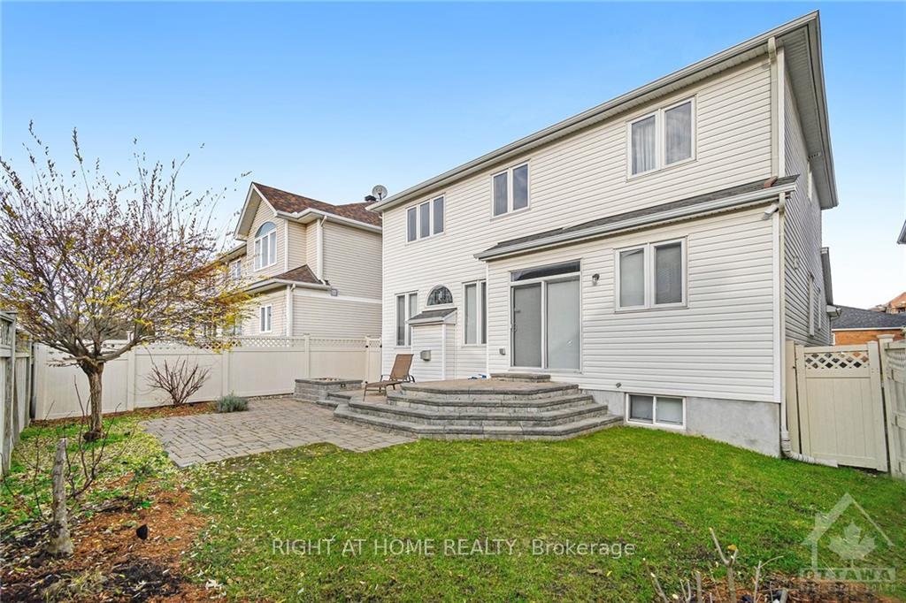 Photo 21 of 119 Whitestone Drive, Ottawa, Central Park — HOMEH
