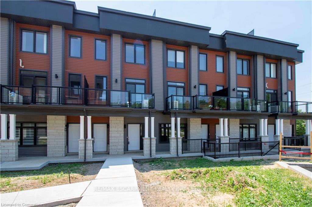 Photo 2 of Unit 32, 2 Willow Street, Brant, Paris — HOMEH