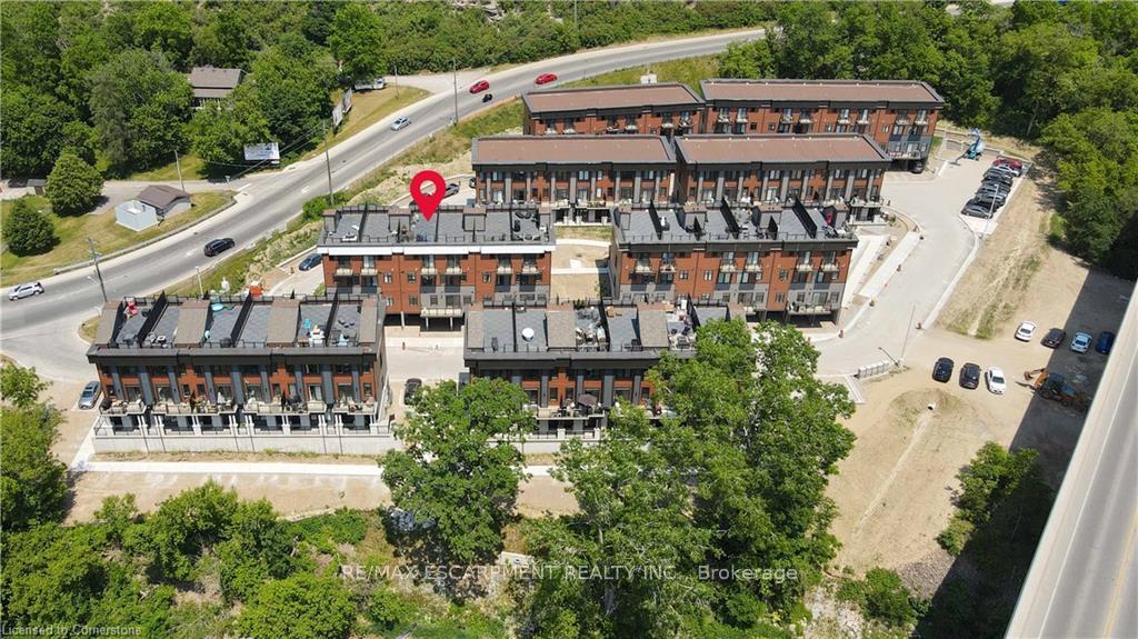 Photo 5 of Unit 32, 2 Willow Street, Brant, Paris — HOMEH