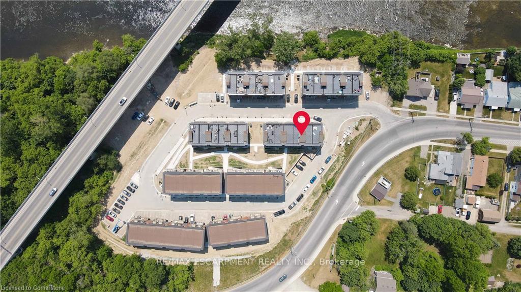 Photo 10 of Unit 32, 2 Willow Street, Brant, Paris — HOMEH