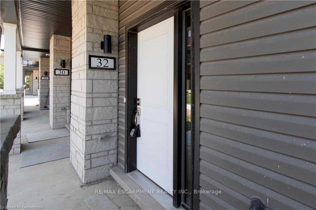 Photo 11 of Unit 32, 2 Willow Street, Brant, Paris — HOMEH