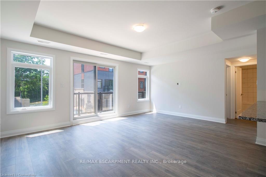 Photo 17 of Unit 32, 2 Willow Street, Brant, Paris — HOMEH