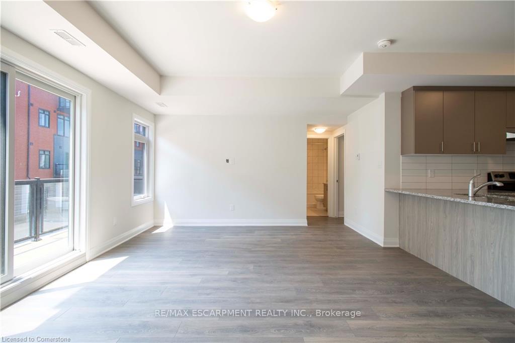 Photo 18 of Unit 32, 2 Willow Street, Brant, Paris — HOMEH