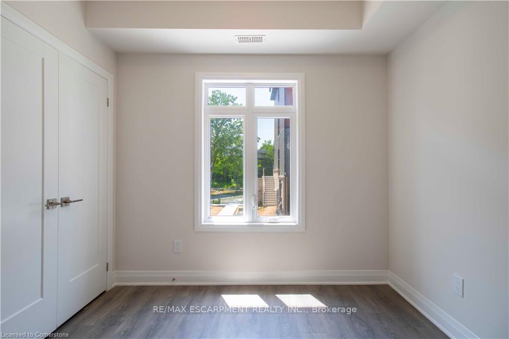 Photo 25 of Unit 32, 2 Willow Street, Brant, Paris — HOMEH