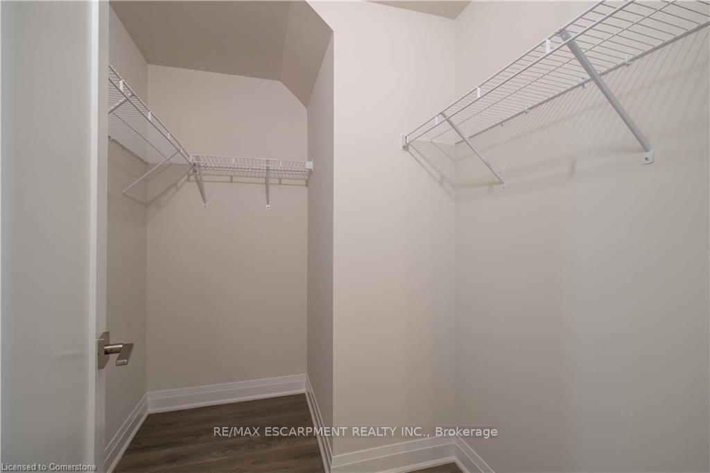 Photo 33 of Unit 32, 2 Willow Street, Brant, Paris — HOMEH