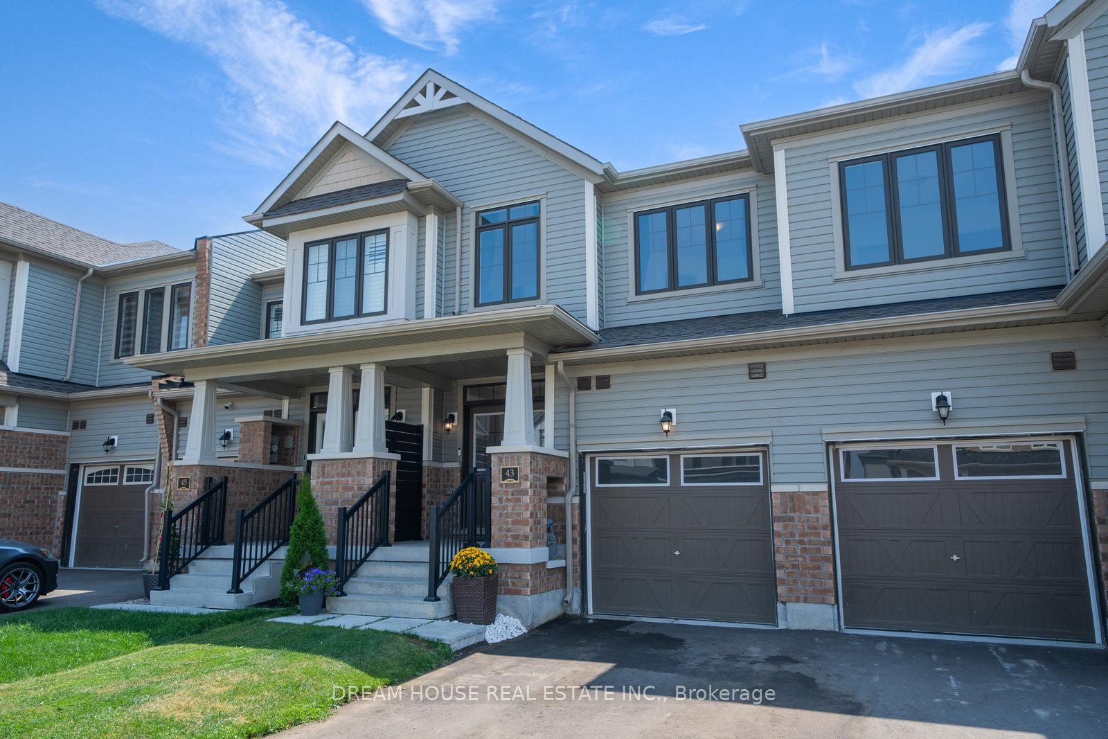 Photo 4 of 43 Bannister Road, Barrie, Rural Barrie Southeast — HOMEH