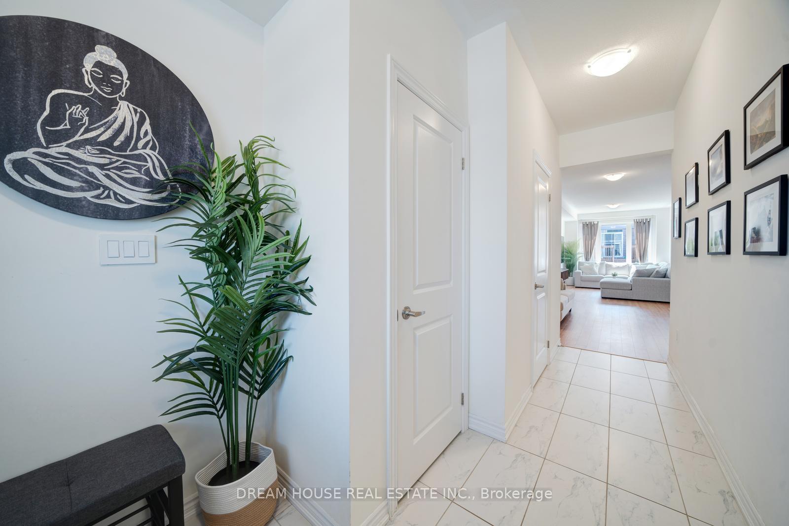 Photo 5 of 43 Bannister Road, Barrie, Rural Barrie Southeast — HOMEH