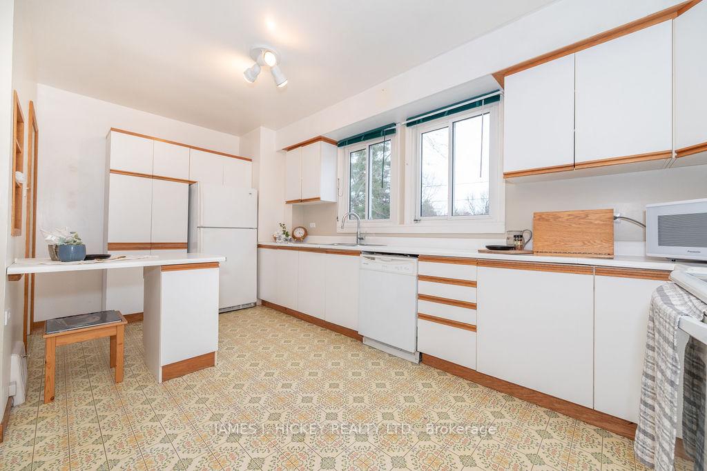 Photo 15 of 62 Parkdale Avenue, Deep River, Deep River — HOMEH