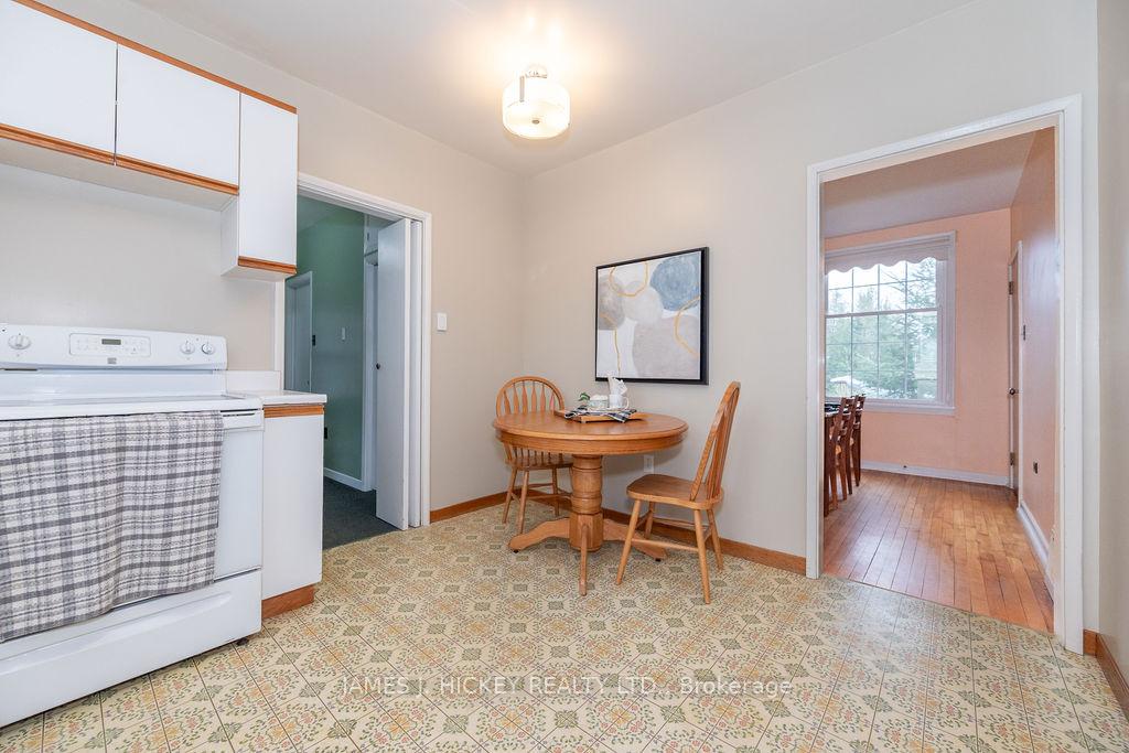 Photo 17 of 62 Parkdale Avenue, Deep River, Deep River — HOMEH