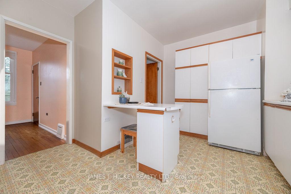 Photo 16 of 62 Parkdale Avenue, Deep River, Deep River — HOMEH