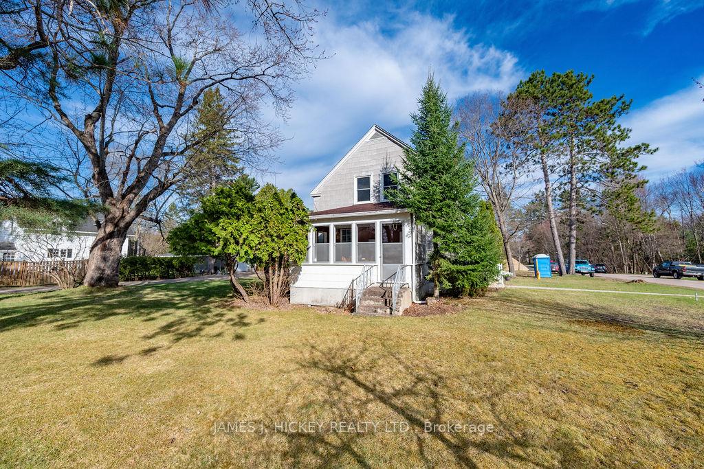 Photo 43 of 62 Parkdale Avenue, Deep River, Deep River — HOMEH
