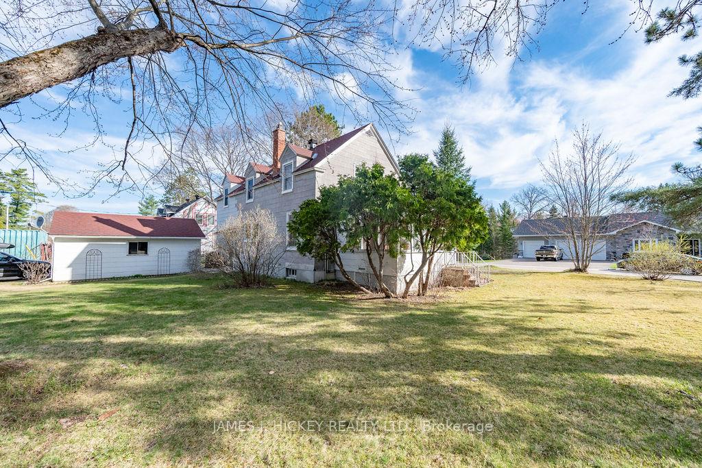 Photo 45 of 62 Parkdale Avenue, Deep River, Deep River — HOMEH