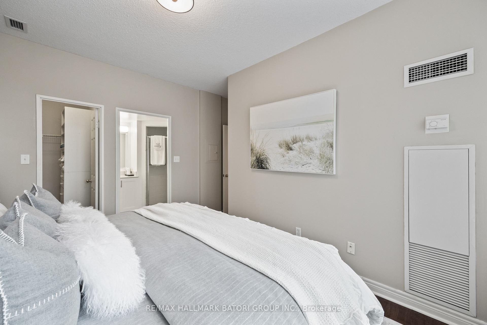 Photo 18 of Unit 101, 35 Merton Street, Toronto, Mount Pleasant West — HOMEH