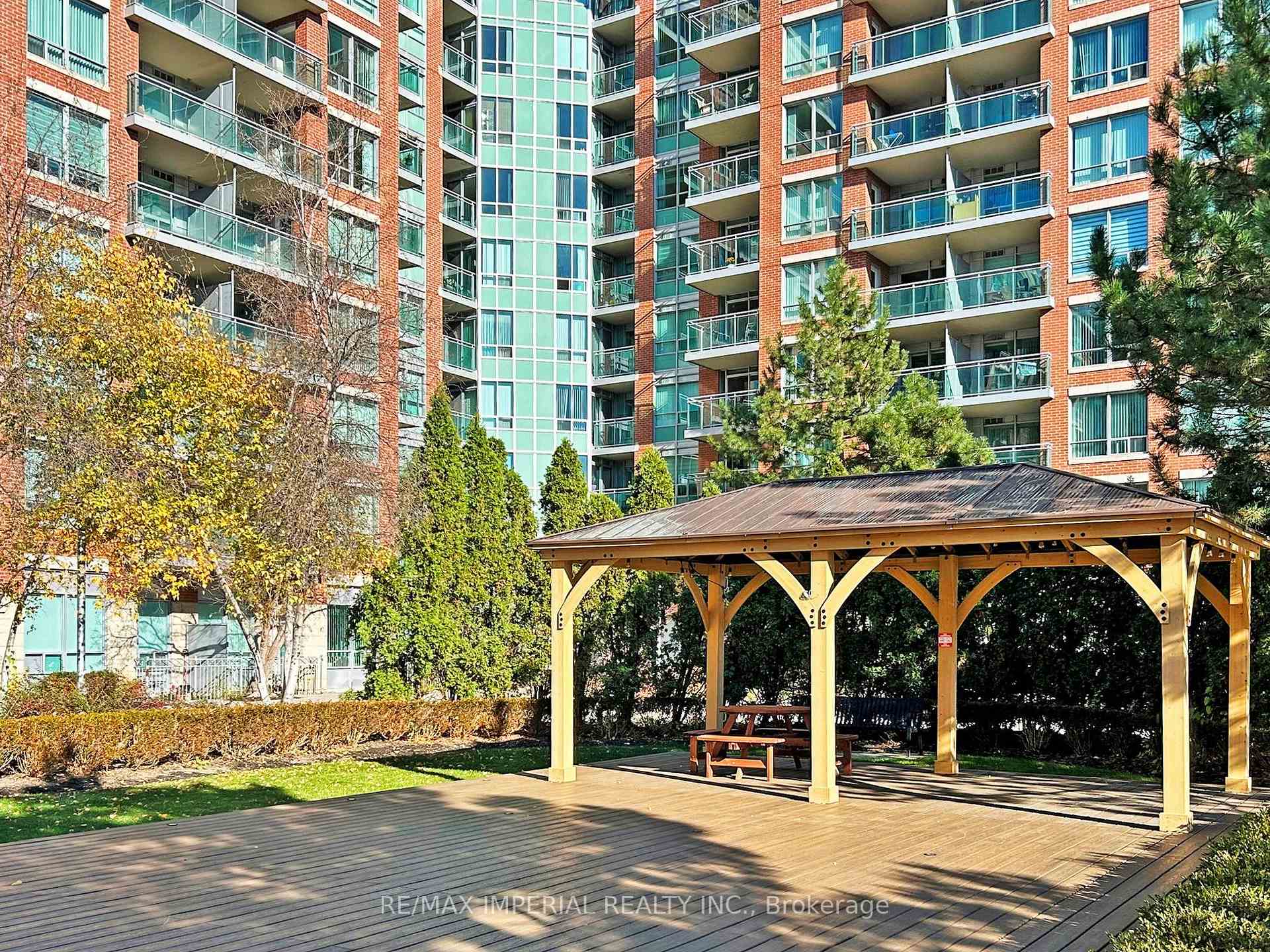Photo 5 of Unit 1019, 48 Suncrest Boulevard, Markham, Commerce Valley — HOMEH