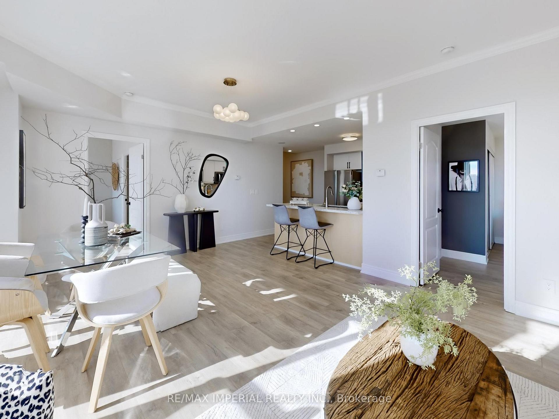 Photo 8 of Unit 1019, 48 Suncrest Boulevard, Markham, Commerce Valley — HOMEH