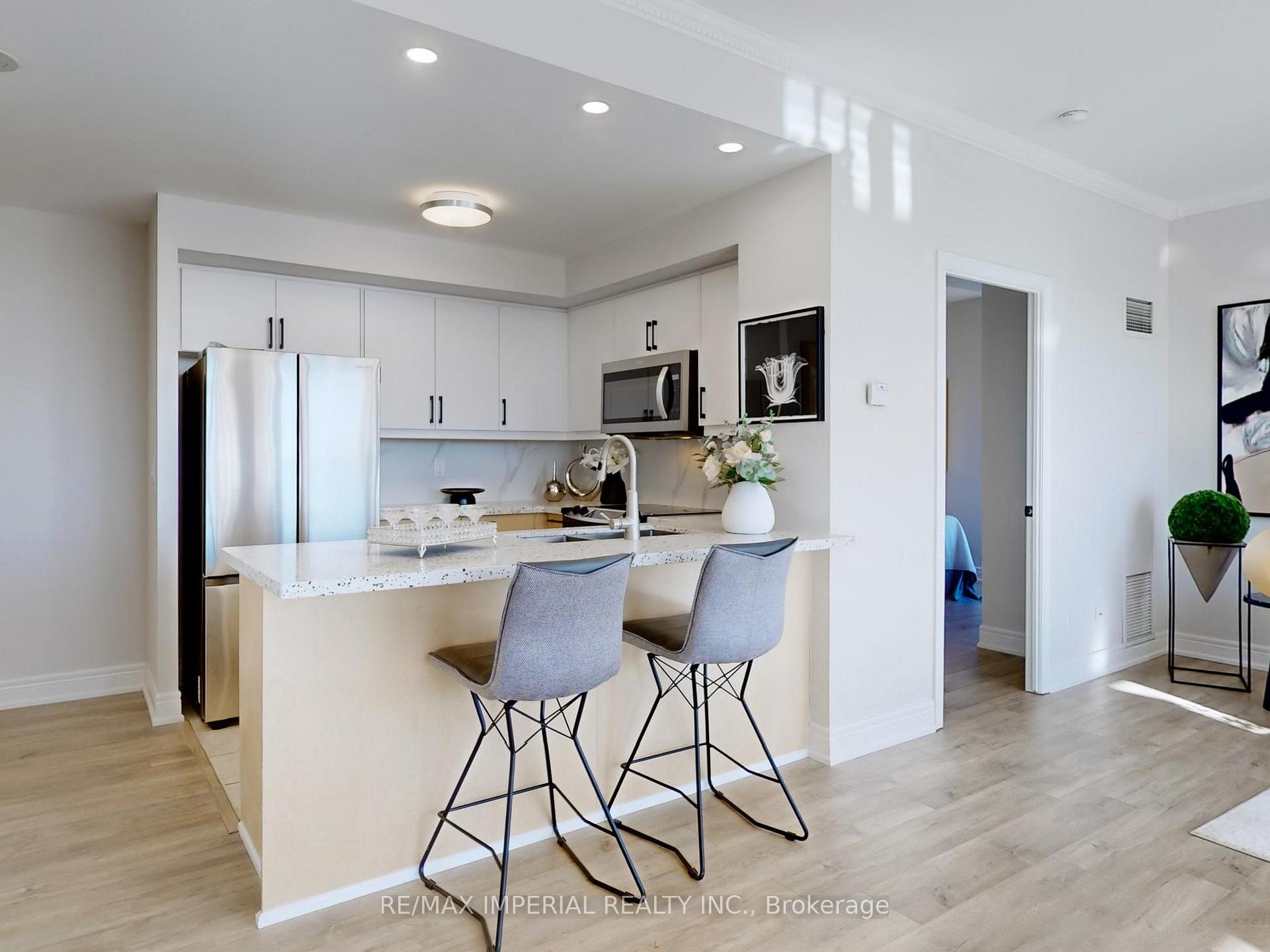 Photo 10 of Unit 1019, 48 Suncrest Boulevard, Markham, Commerce Valley — HOMEH