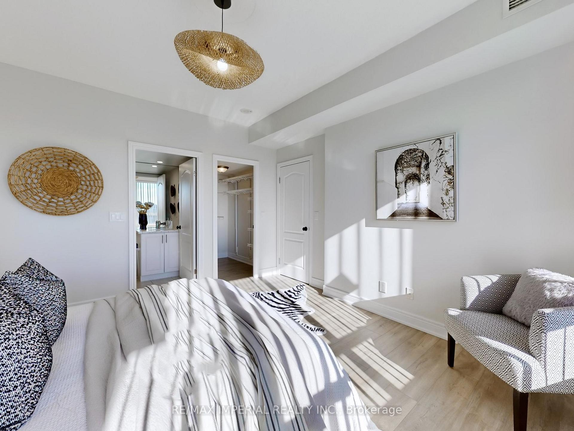 Photo 15 of Unit 1019, 48 Suncrest Boulevard, Markham, Commerce Valley — HOMEH