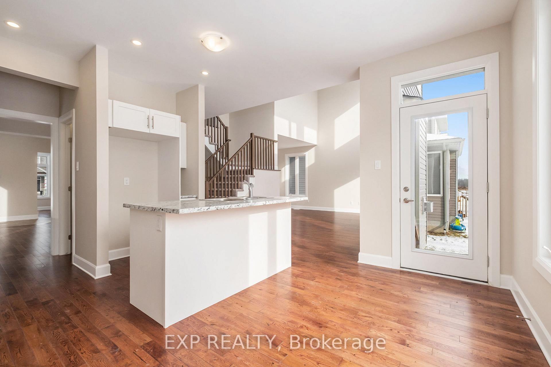 Photo 10 of 76 Robertson Lane, Carleton Place — HOMEH