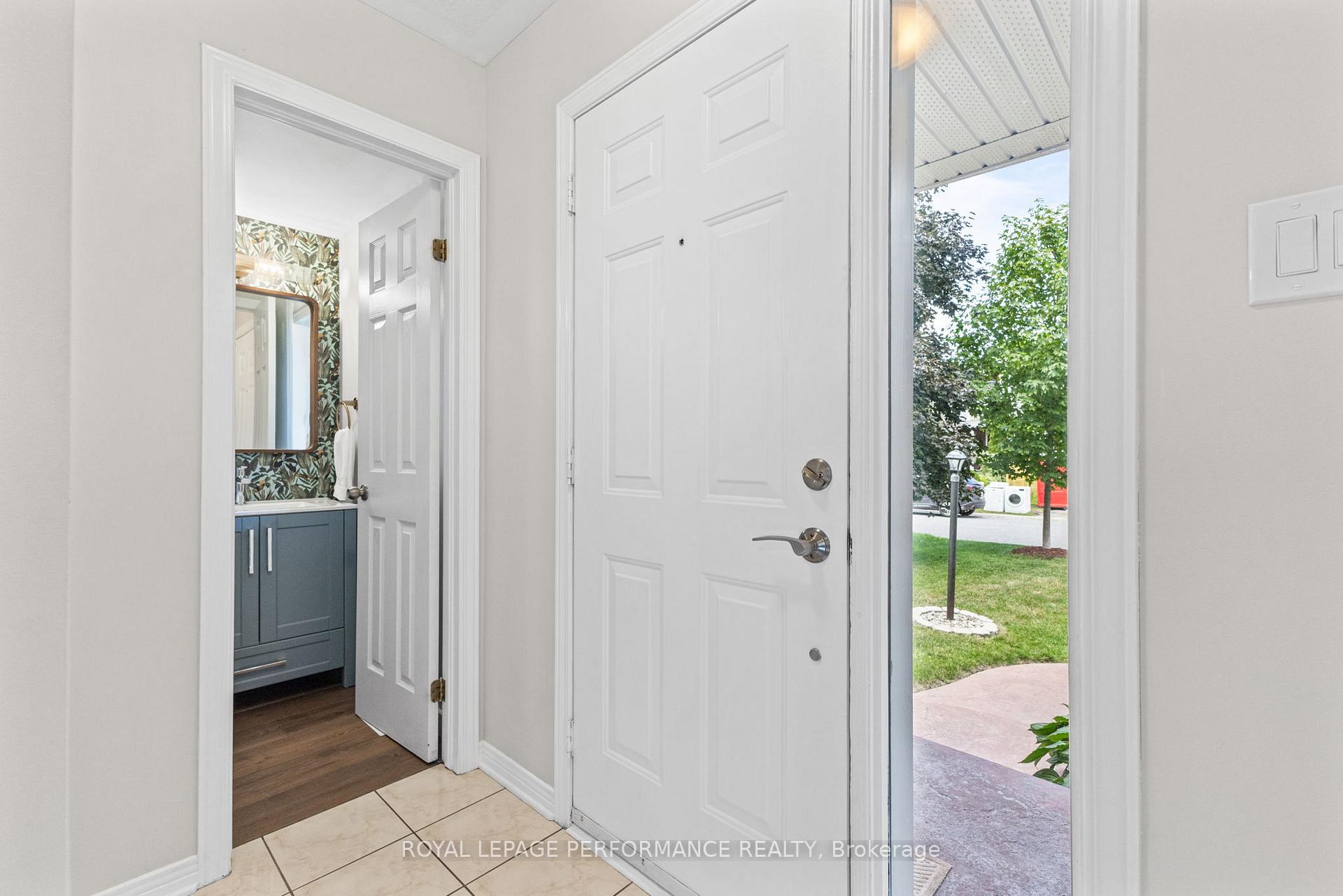 Photo 5 of 16 Sutcliffe Terrace, Ottawa, Barrhaven - Longfields — HOMEH
