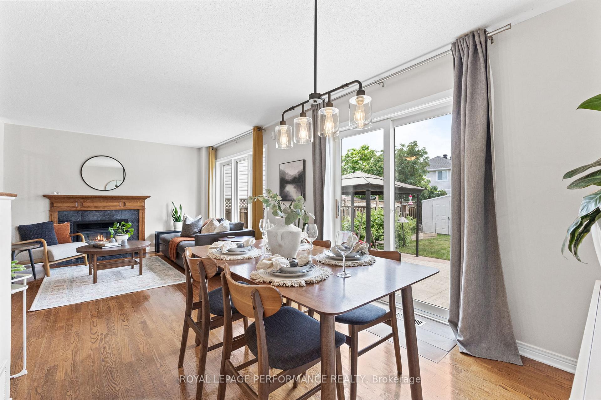 Photo 11 of 16 Sutcliffe Terrace, Ottawa, Barrhaven - Longfields — HOMEH