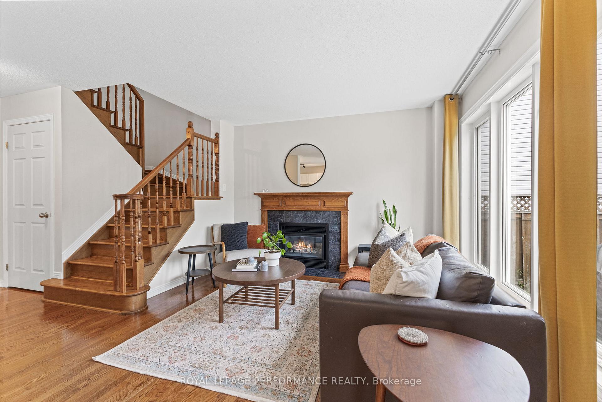 Photo 15 of 16 Sutcliffe Terrace, Ottawa, Barrhaven - Longfields — HOMEH