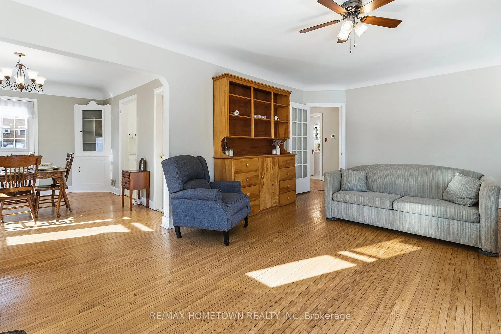 Photo 11 of 722 Dibble Street W, Prescott — HOMEH