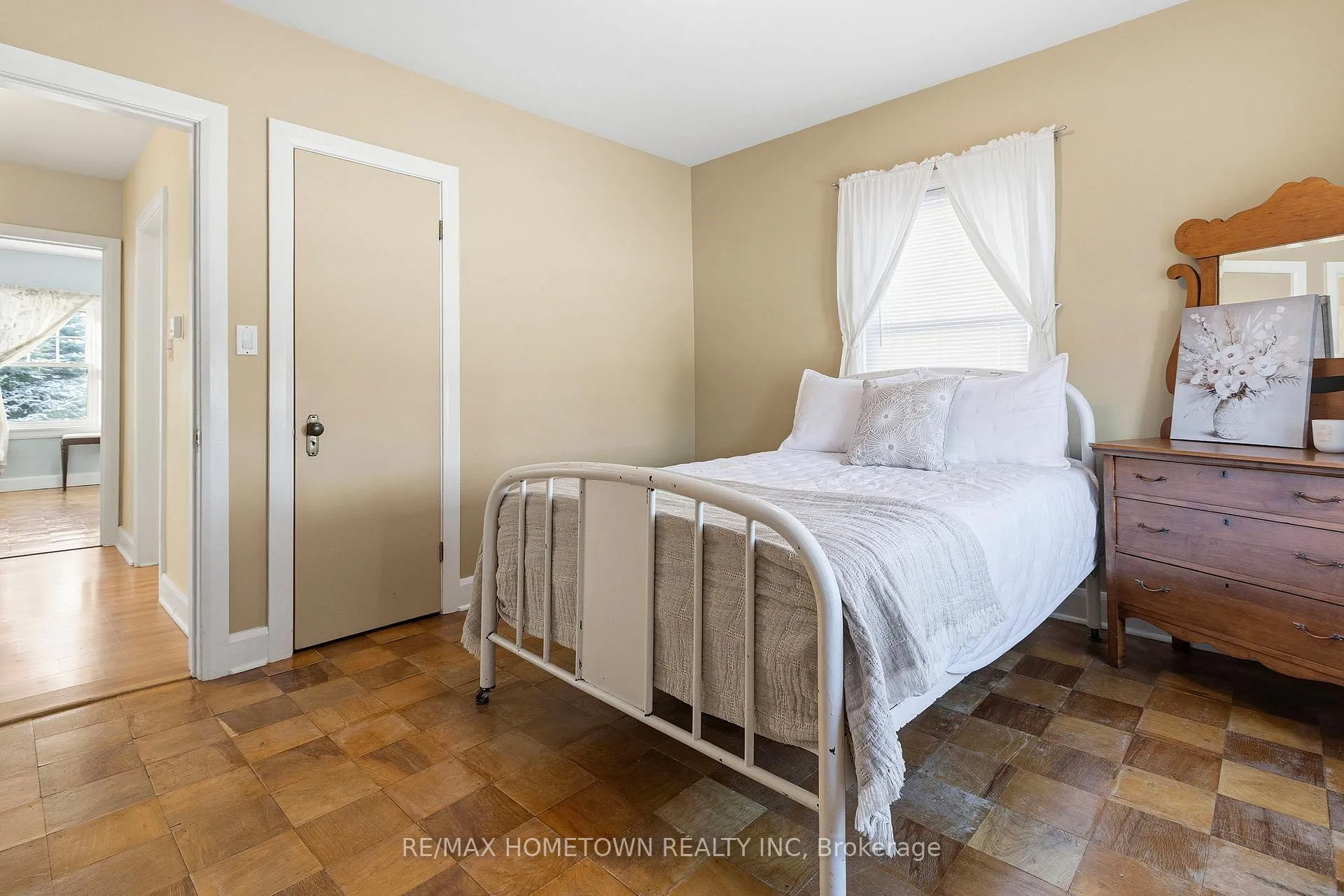 Photo 20 of 722 Dibble Street W, Prescott — HOMEH