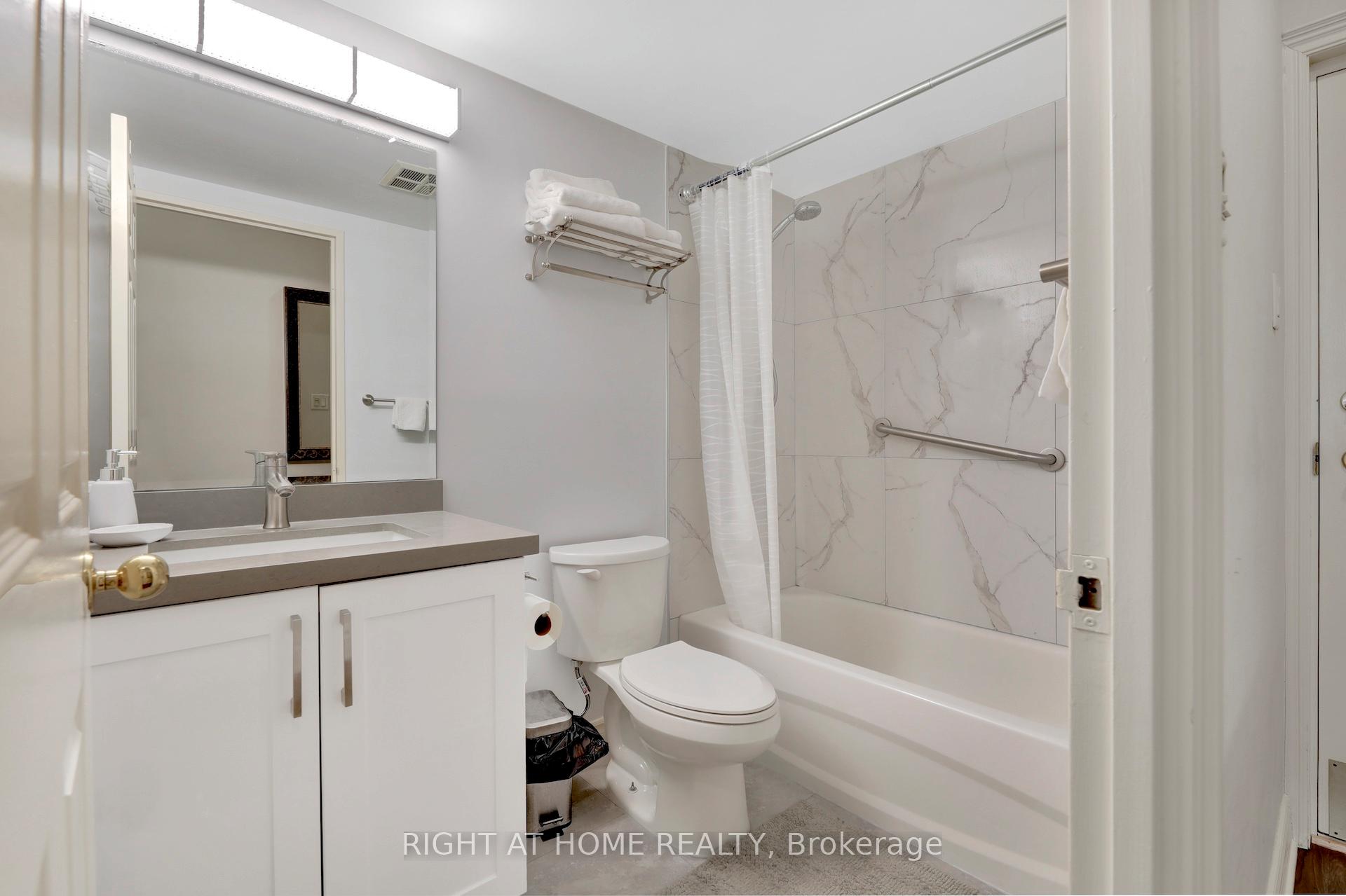 Photo 26 of Unit 1216, 7805 Bayview Avenue, Markham, Aileen-Willowbrook — HOMEH