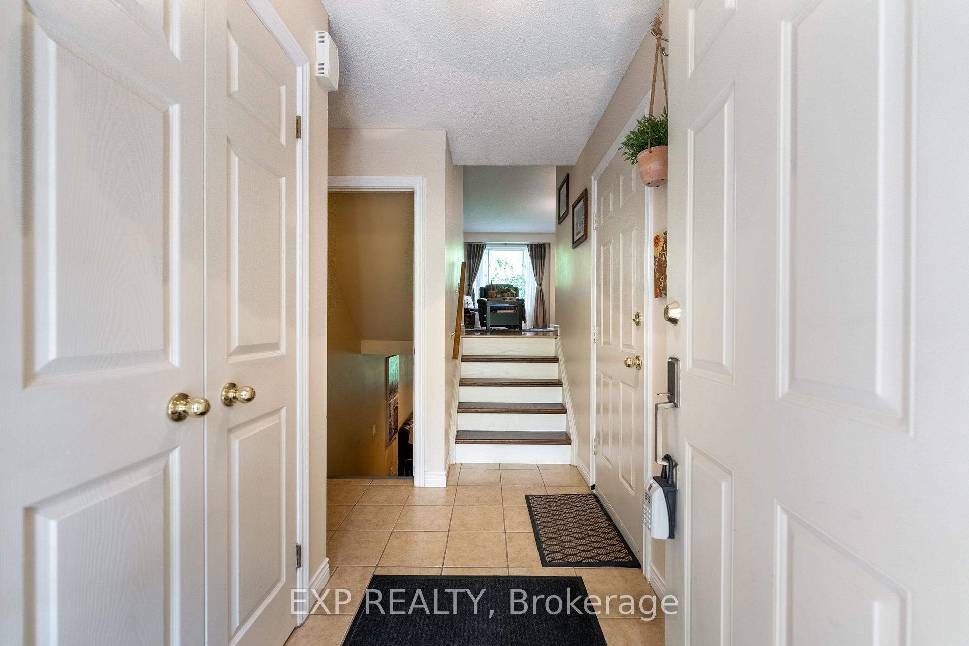 Photo 7 of Unit 28, 44 Frances Avenue, Hamilton, Lakeshore — HOMEH