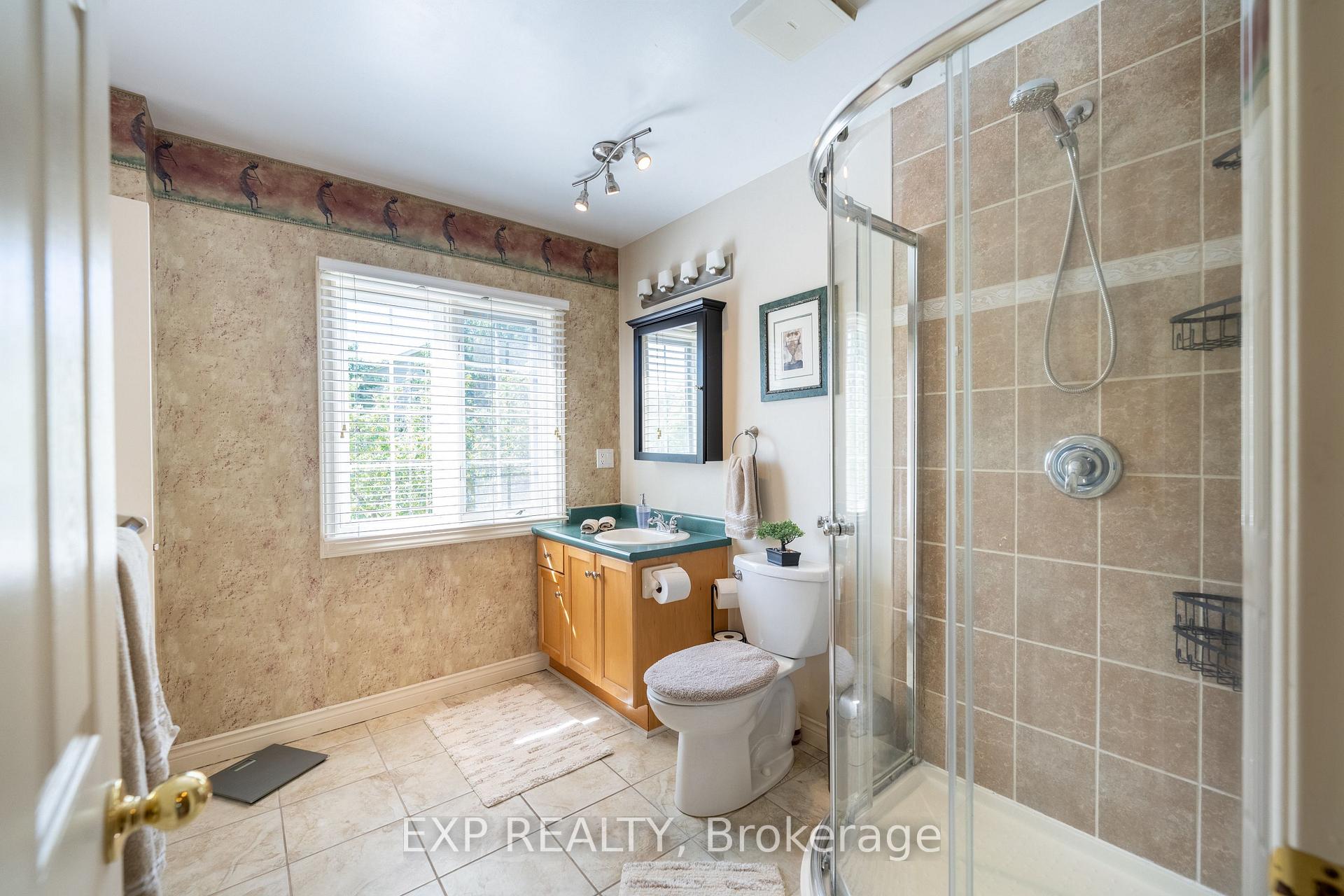Photo 23 of Unit 28, 44 Frances Avenue, Hamilton, Lakeshore — HOMEH