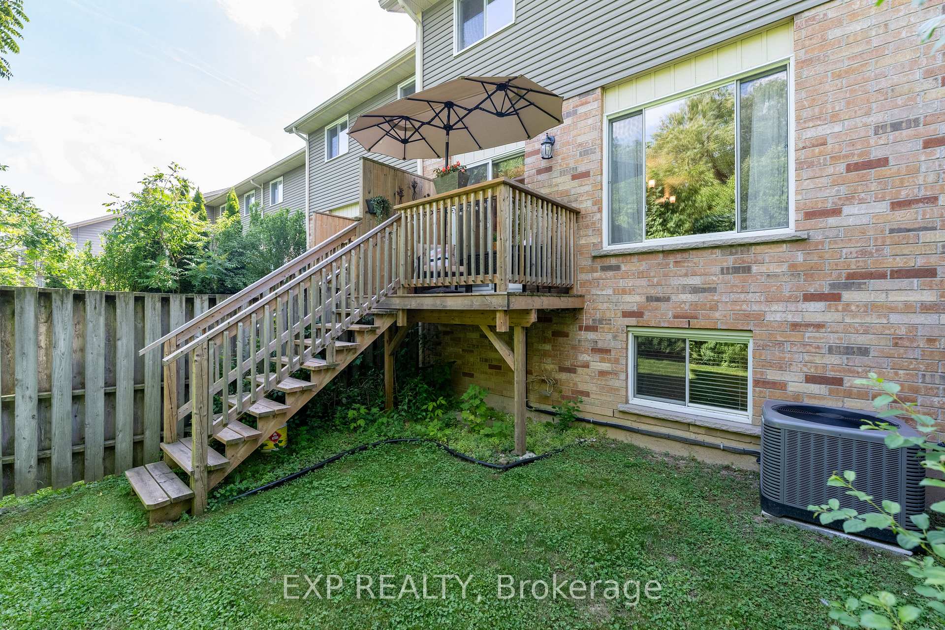 Photo 33 of Unit 28, 44 Frances Avenue, Hamilton, Lakeshore — HOMEH