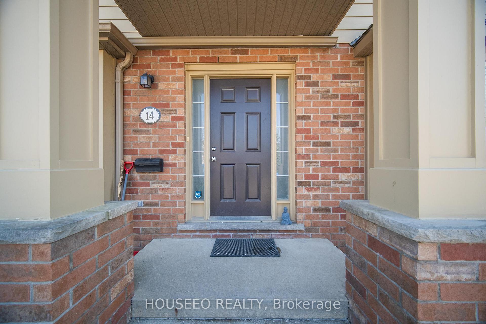 Front of Unit 14, 3320 Meadowgate Boulevard