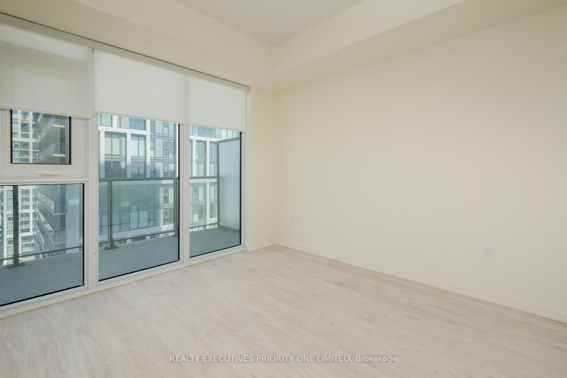 Photo 17 of Unit 2018, 8960 Jane Street, Vaughan, Concord — HOMEH