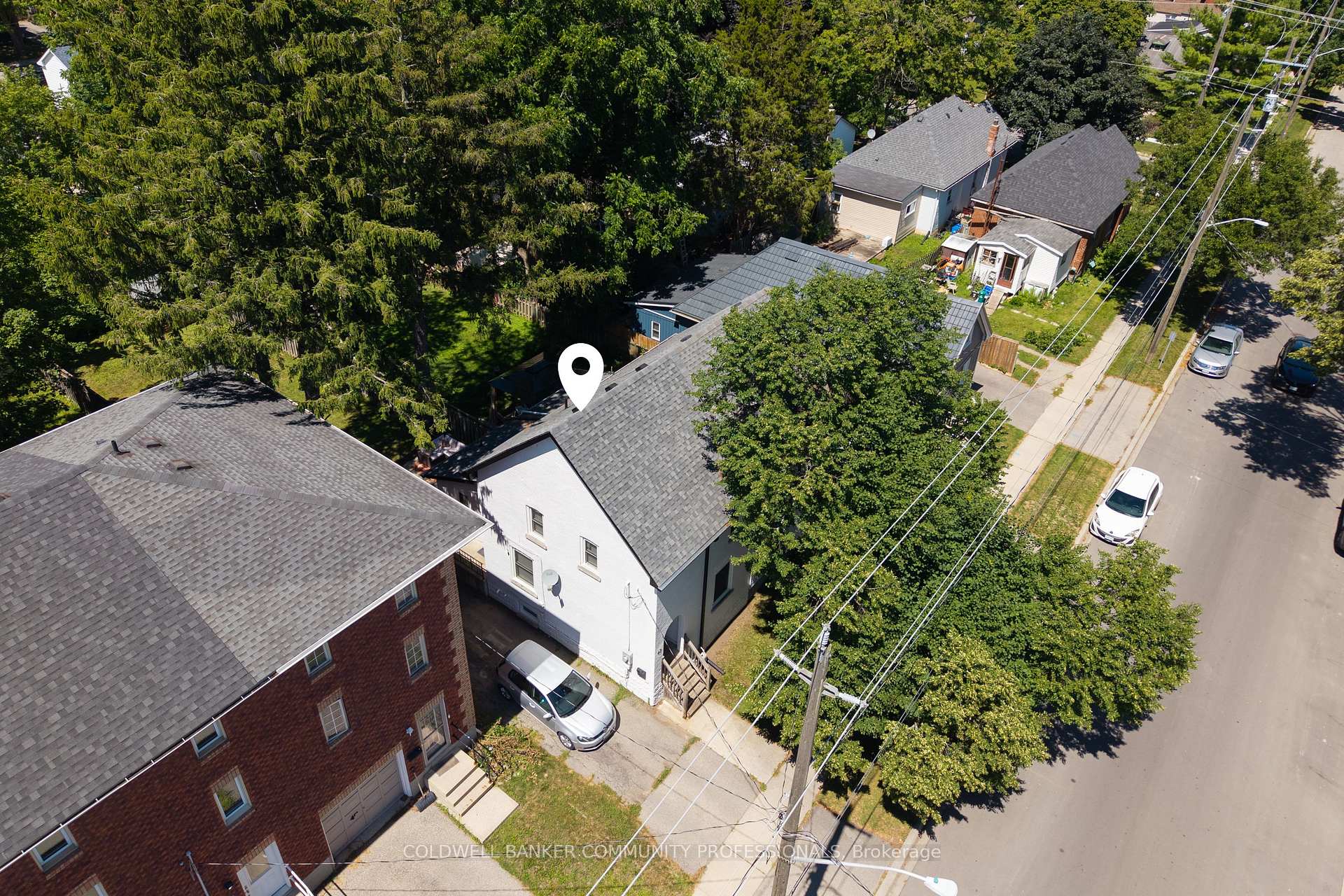 Photo 3 of 43 Walnut Street, Brant, Brantford Twp — HOMEH