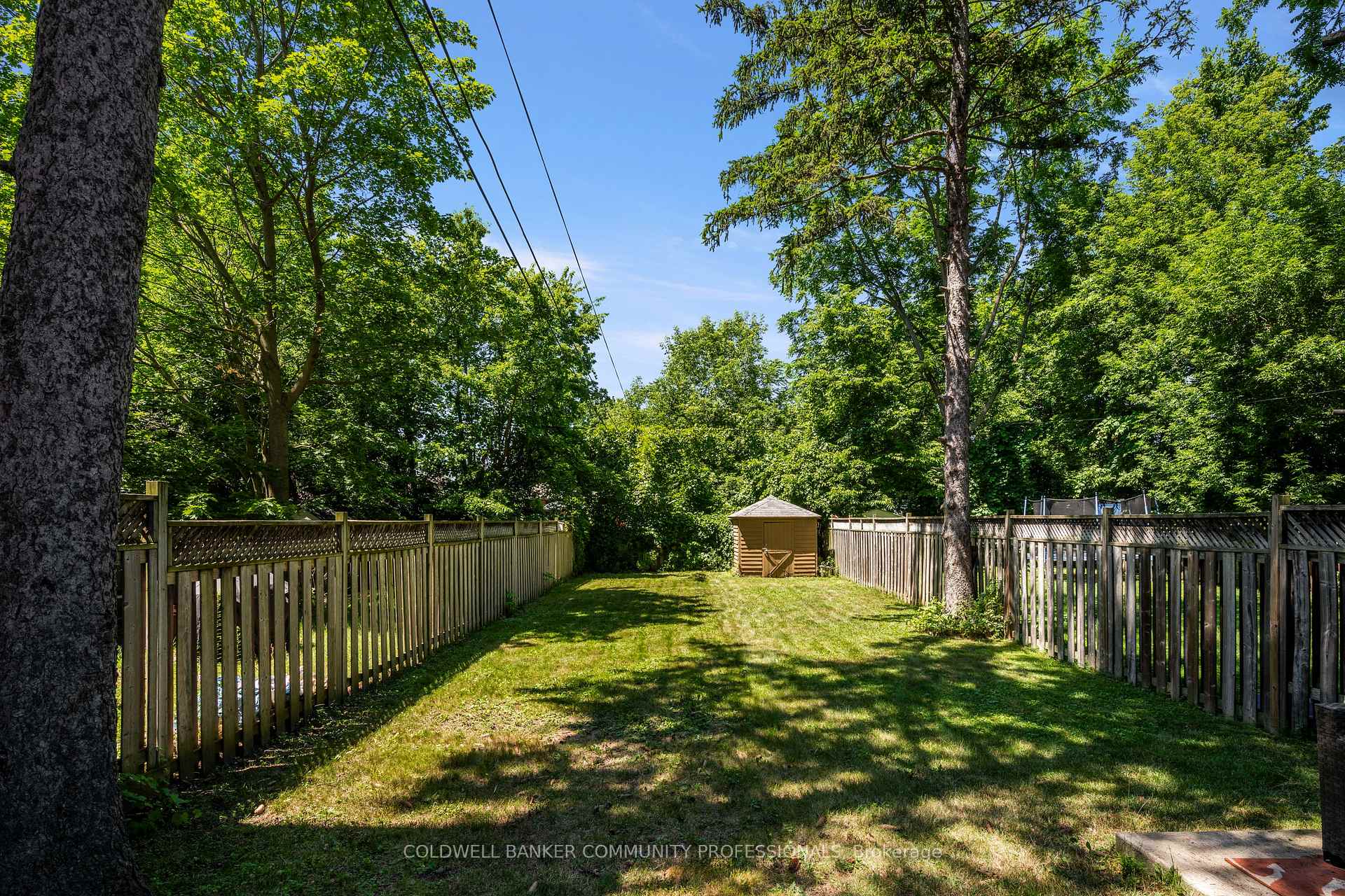 Photo 10 of 43 Walnut Street, Brant, Brantford Twp — HOMEH
