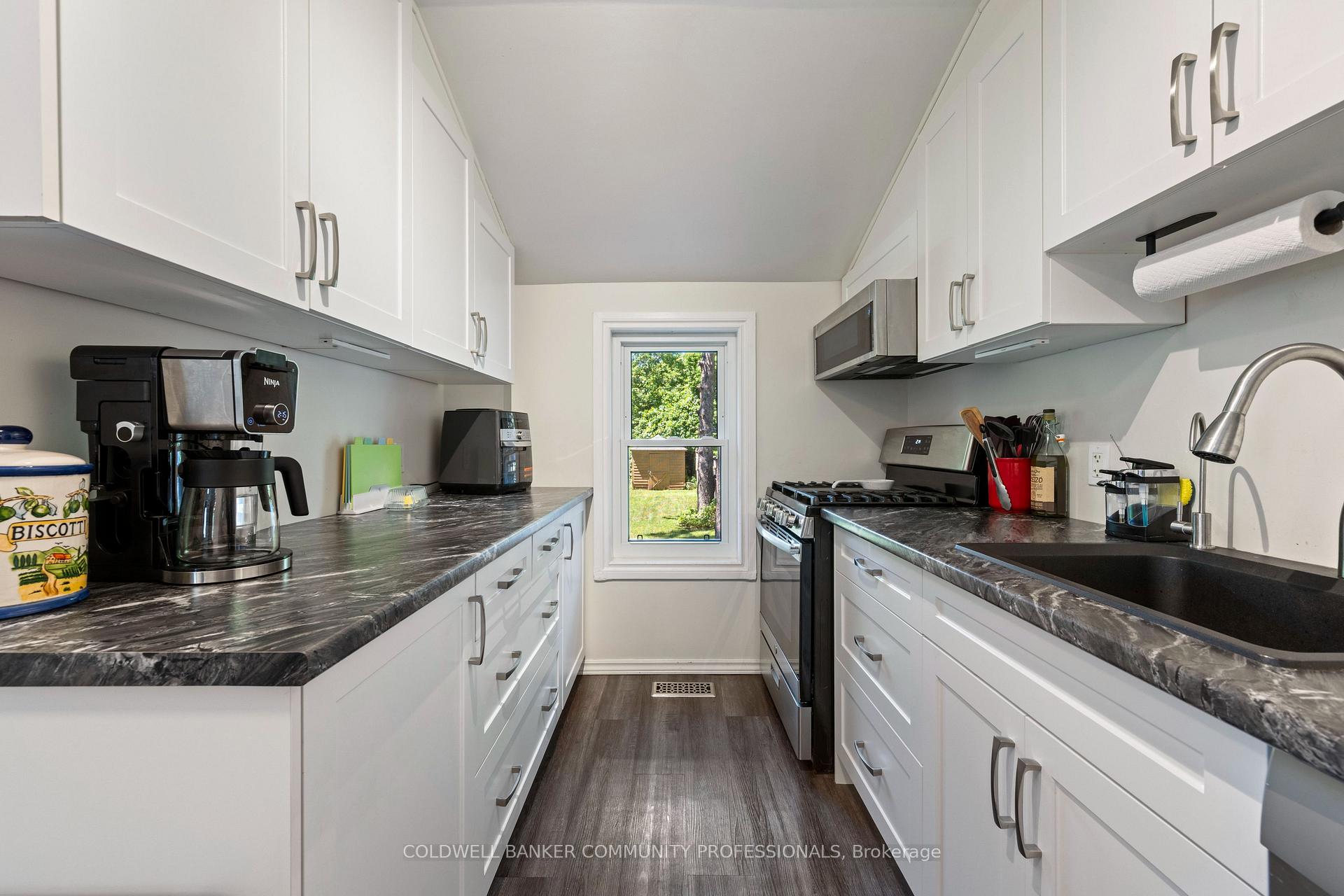 Photo 23 of 43 Walnut Street, Brant, Brantford Twp — HOMEH