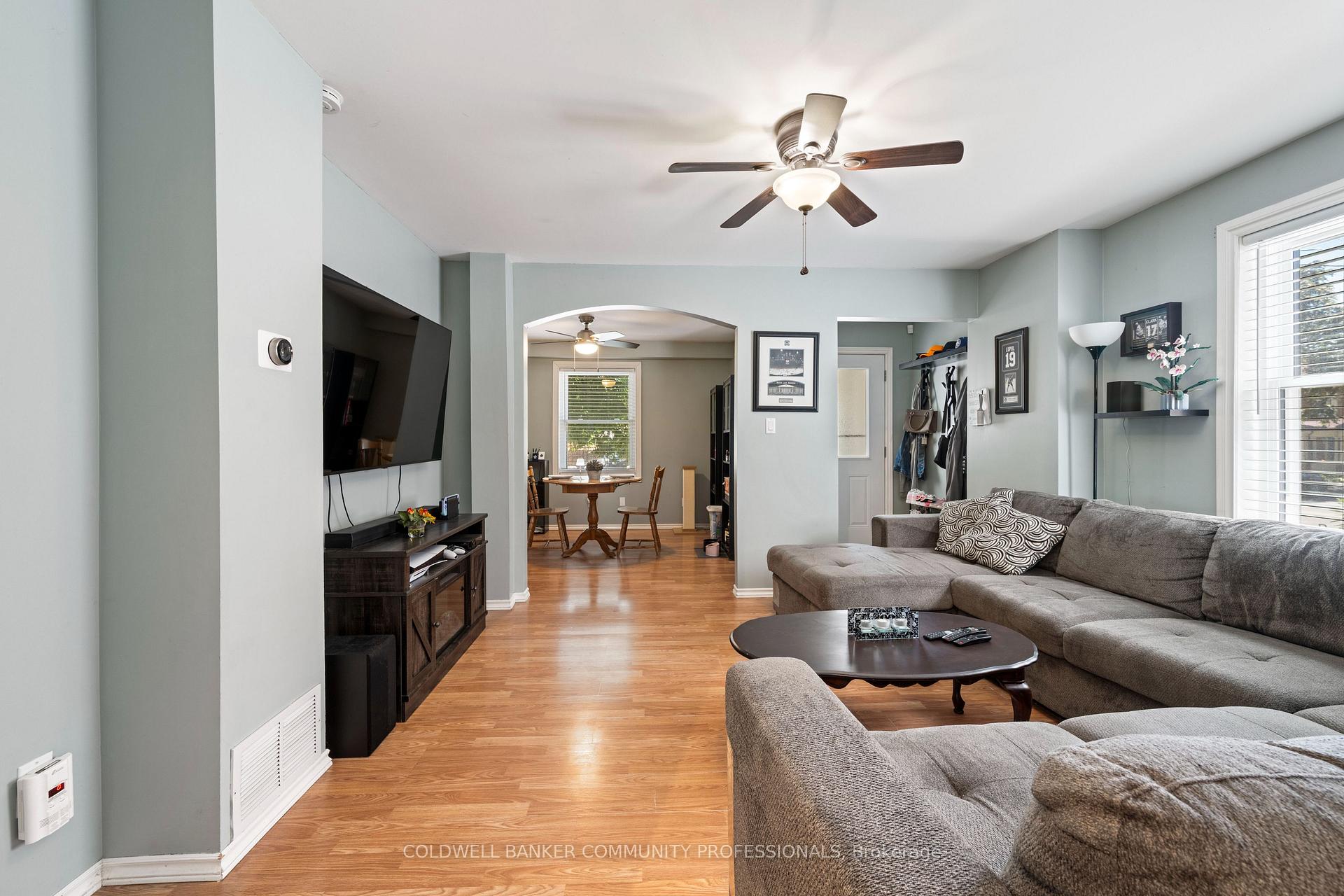 Photo 25 of 43 Walnut Street, Brant, Brantford Twp — HOMEH
