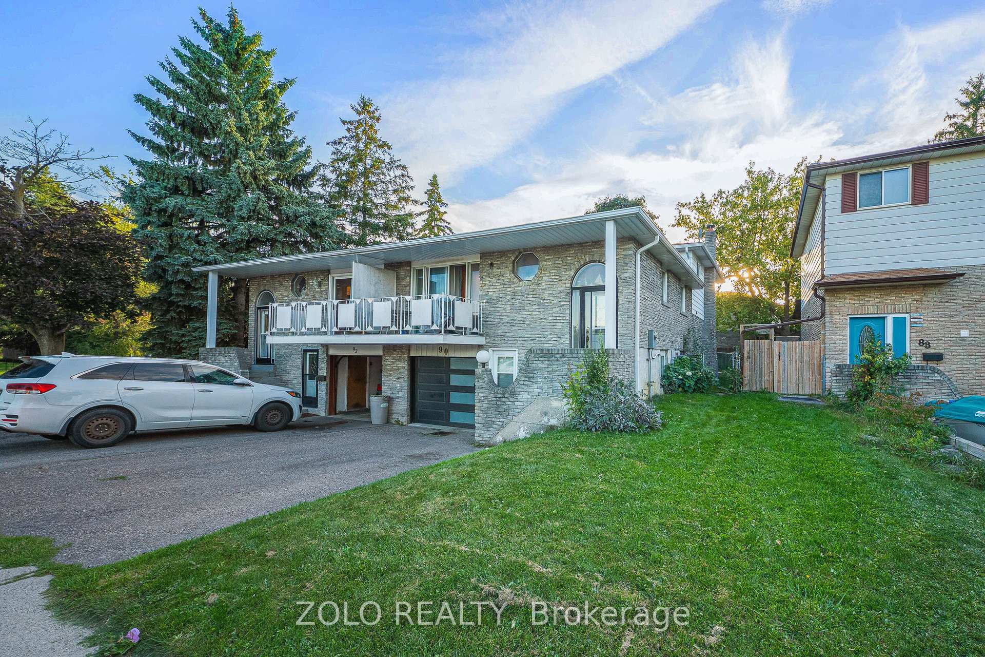 Photo 2 of 90 Ivybridge Drive, Brampton, Madoc — HOMEH